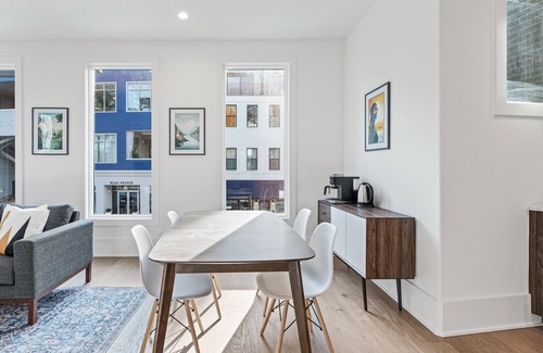 Palmetto Condominio | Plutus' Playhouse