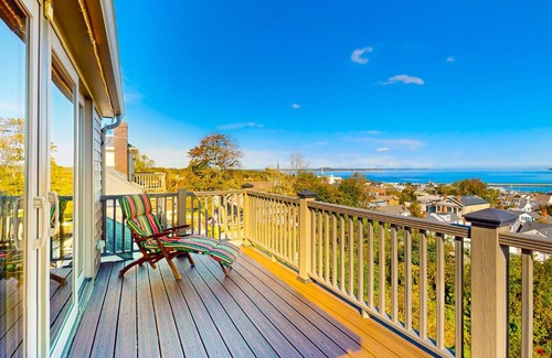 Plymouth Casa | Plymouth Perch