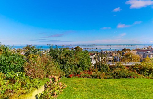 Plymouth Casa | Plymouth Perch