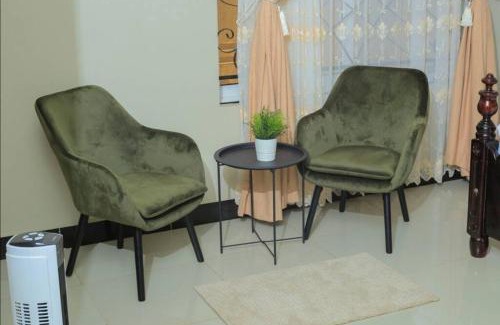 Kitende Apartamento | PNG Guest house Kitende