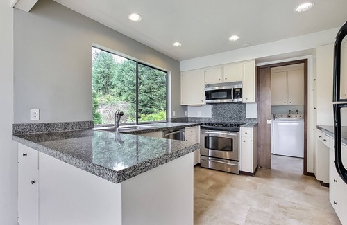 Gig Harbor Casa | PNW MCM 155ft Private Waterfront Gem on Raft Island w/Hot Tub by RedAwning