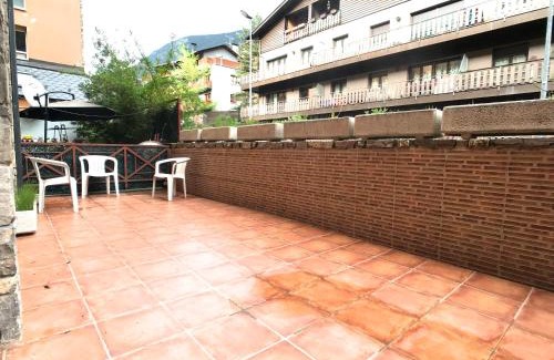 Encamp Apartamento | Poblat Andorrá, Encamp, con terraza, zona Grandvalira