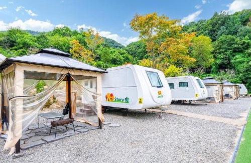 Pocheon Otro | Pocheon Story Forest Caravan Glamping
