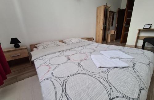 gmina Nagłowice Hotel | "Pod Basztą" Restauracja i Noclegi