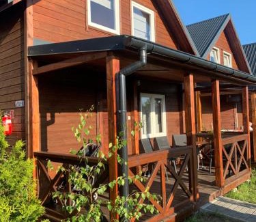 Wicie Complejo | Pod Dębami Wicie- domki drewniane nad morzem