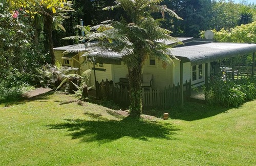 North Island Villa | Poihipi Farm Stay