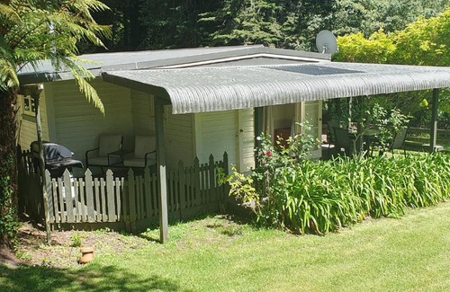 North Island Villa | Poihipi Farm Stay