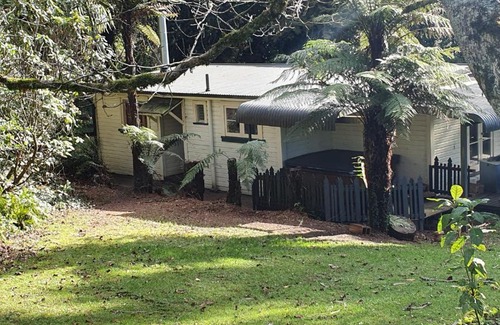 North Island Villa | Poihipi Farm Stay