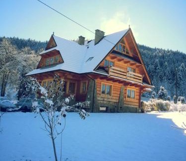 Zakopane Casa | Pokoje gościnne "Mraźnica"