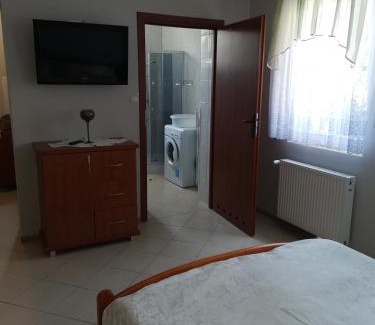 Bialogora Casa | Pokoje Goscinne MAXIM
