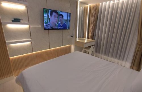 Batam Apartamento | Pollux High Rise Apartments at Batam Center with Netflix by MESA