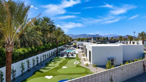 La Quinta Casa | Polo Villa Aura 2 Homes Pickleball Putting Green Sleeps 32