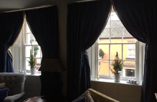 Coleford Apartamento | Pomegranate