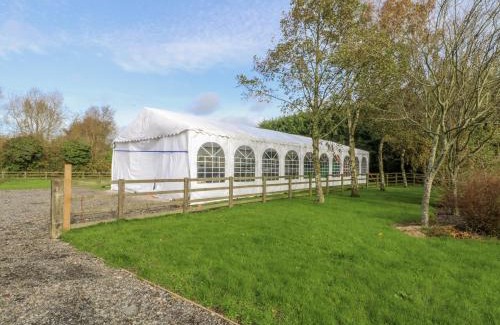 Leyland Casa | Pompian Lodge