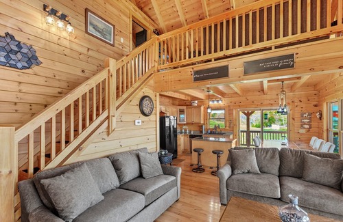 Rogers Cabina | Pond Paradise at Red River Gorge