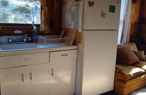 Pinehurst Cabina | Ponderosa Cabin ~ rustic comfort + WiFi by Sequoia & Kings Canyon National Parks