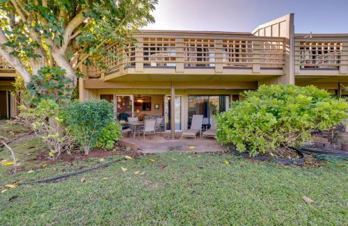 Maunaloa Apartamento | Pool Access, Walk to Kepuhi Beach Tranquil Escape