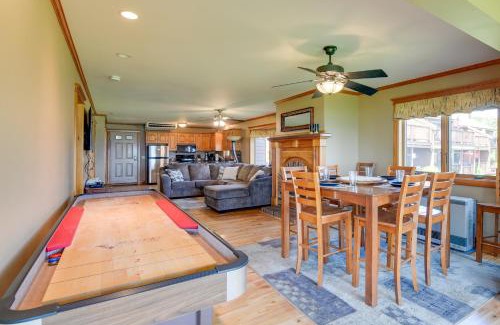 Newport Center Apartamento | Pool Access Waterfront Lake Memphremagog Condo!