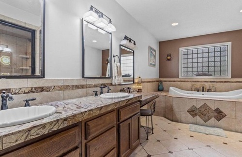 Southern Pines Casa | Pool among the Pines... Close to the airport near Southern Pines and Pinehurst
