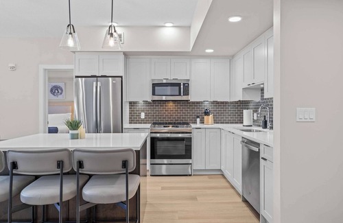 Dead Man's Flats Apartamento | Pool and hot tub Stunning 2Bd haven in the Rockies