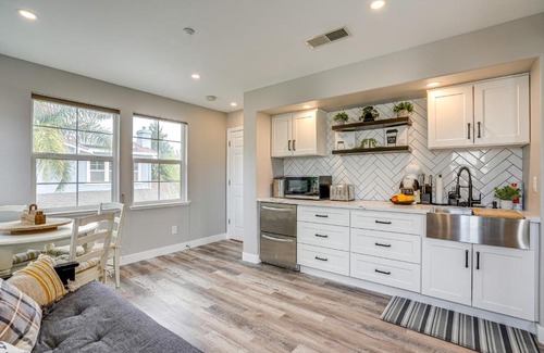 Brentwood Apartamento | Pool and Hot Tub Access Extended Stay in Brentwood!