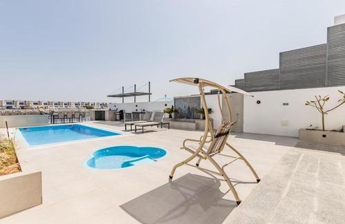 Sharm Villa | Pool and Sea Views 4BR and Maids Room Villa with Private Pool, Kid's Pool and BBQ Facility, Sharm - Al Dana Villa, Al Dana Island by Deluxe Holiday Homes