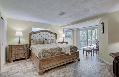 Kings Lake Casa | Pool and Spa Home in Kings Lake of Naples, Florida