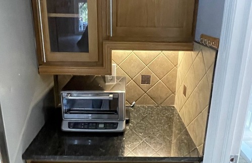 Middleburg Casa | Casa de Campo con Piscina · Cargador Tesla · Estacionamiento para RV y Barco