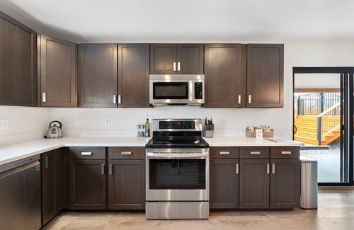 Cottonwood Casa | Pool/Hot Tub/Sauna/2 Game Rooms/2 Fire Pits/Mingus Mt. Views/Chef's kitchen