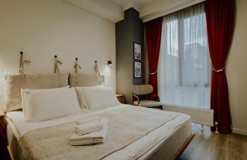 Saburtalo Hotel | Pool House