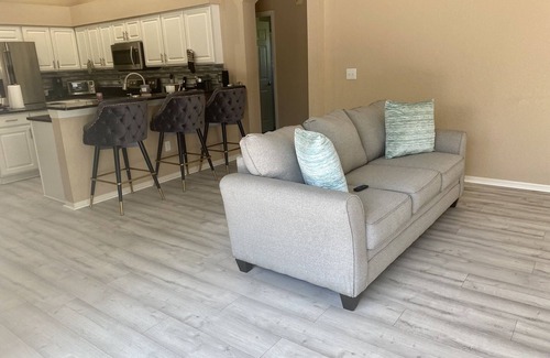 Plant City Casa | Pool House in Gated Community Close to TIA, Beaches, and Major Shopping King bed