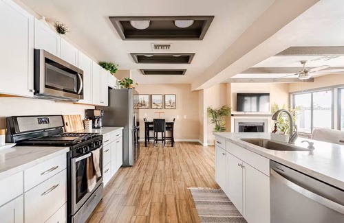 Rural-Geneva Casa | Pool paradise near ASU campus and Scottsdale