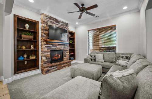 St. George Casa | Pool & Sunshine Retreat - Resort-style Amenities