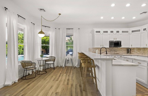 Mesa Casa | Pool Table, Putting Green: Luxury Oasis in Mesa