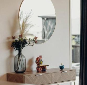 Martinborough Casa | Pool & Tennis Court - Pinot Grove