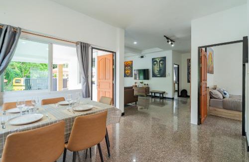 Kathu Villa | Pool Villa 3 Bedrooms, Closeby Patong, Chic and Quiet