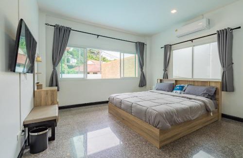 Kathu Villa | Pool Villa 3 Bedrooms, Closeby Patong, Chic and Quiet