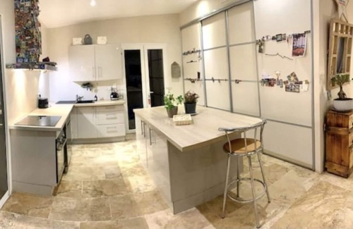 Charleval Villa | Pool villa in the countryside for 13 people,