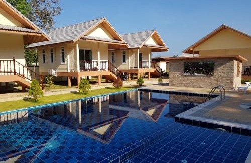 Khao Lak Complejo | Poolside Bungalows