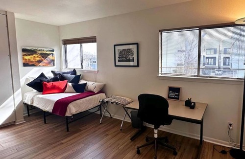 Greenway Plaza-Upper Kirby Casa | Urban Retreat in Montrose With Private Pool