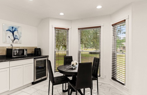 Brunswick Casa | Poolside Oasis | 3 Bed, 2.5 Bath