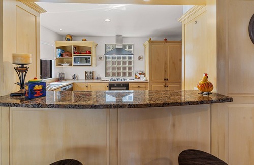 Papamoa Beach Casa | Poolside Serenity - Papamoa Beach Holiday Home
