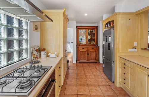 Papamoa Beach Casa | Poolside Serenity - Papamoa Beach Holiday Home