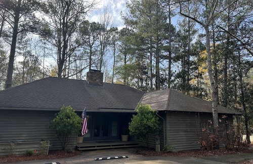 Pine Mountain Villa | Poolside Villa Near Callaway