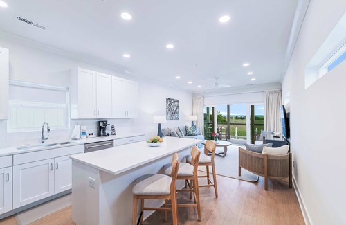 Georgetown Casa | Poolside Villas @ Winyah Bay Club!