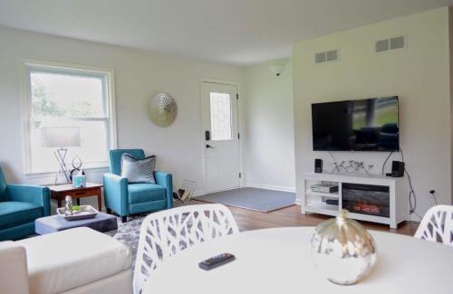 Rochester Casa | ☆Poppy's Paradise: A Dharma Dwellings home☆