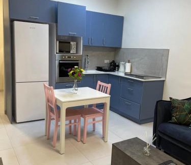 Haifa Apartamento | PORT CITY HAIFA - Luxury Apartments 50 mtrs From The Beach