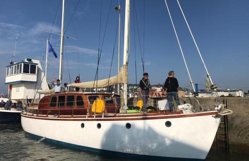 Deauville Alquiler De Eote | Port Deauville Yacht vintage