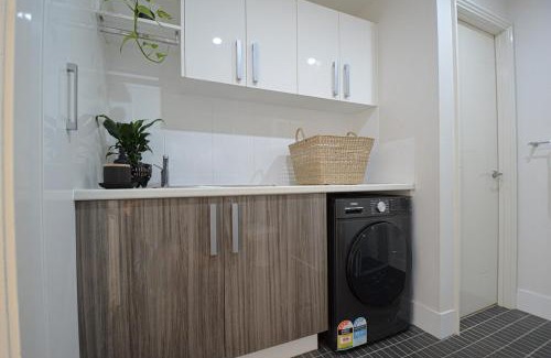 Wedgefield Apartamento | Port Hedland Business Suite - Oceanfront & Private