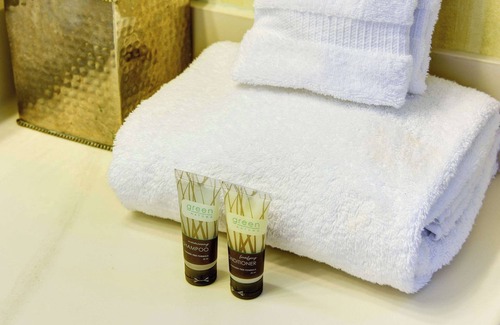 Portsmouth Hotel | Port Inn and Suites Portsmouth, Ascend Hotel Collection